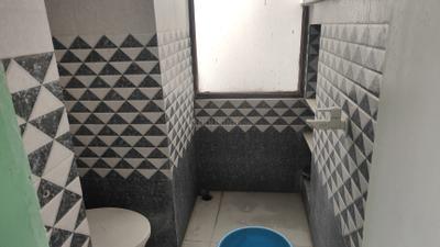 Bathroom Image of 150 Sq.ft 1 RK Duplex for rent in Sikandra Agra for Rs. 3500