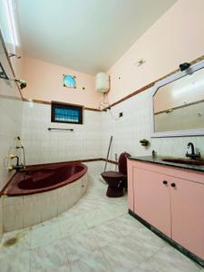 Kitchen Image of 1200 Sq.ft 4 BHK Villa for rent in Sahastradhara Road Dehradun for Rs. 65000