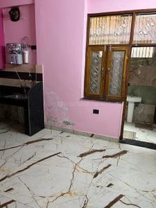 Bedroom Image of 1250 Sq.ft 2 BHK Builder Floor for rent in Beta I Greater Noida for Rs. 25000
