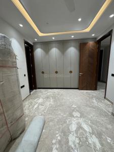 Bedroom Image of 2350 Sq.ft 4 BHK Builder Floor for sale in Rajouri Garden New Delhi for Rs. 55000000