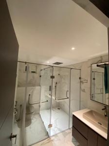 Bathroom Image of 4667 Sq.ft 4 BHK Apartment / Flat for sale in Edappally Kochi for Rs. 35000000