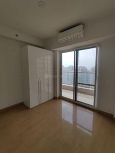 Bedroom Image of 2310 Sq.ft 3 BHK Apartment / Flat for sale in DLF One Midtown, Karampura New Delhi for Rs. 62500000