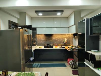 Kitchen Image of 1816 Sq.ft 3 BHK Apartment / Flat for sale in Devnandan Heights, Chandkheda Ahmedabad for Rs. 11011000