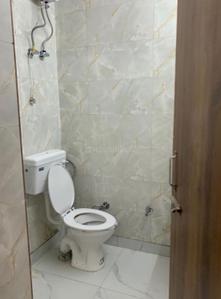 Bathroom Image of 350 Sq.ft 1 RK Independent House for rent in Patel Nagar New Delhi for Rs. 14000