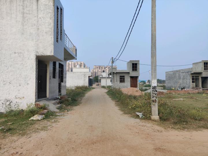 Lal Kuan Main Image 1