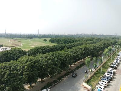Bedroom Three Image of 2200 Sq.ft 3 BHK Apartment / Flat for rent in Vikram Golf View Condos by Vikram Properties And Builder, Sector 19 Dwarka New Delhi for Rs. 73000