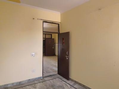 Bedroom Image of 1300 Sq.ft 3 BHK Builder Floor for rent in Rohini Extension New Delhi for Rs. 15000