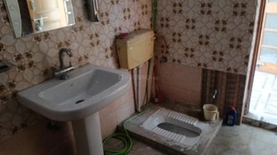 Image of 1850 Sq.ft 2 BHK Builder Floor for rent in Ashiyana, Lucknow for Rs. 15000