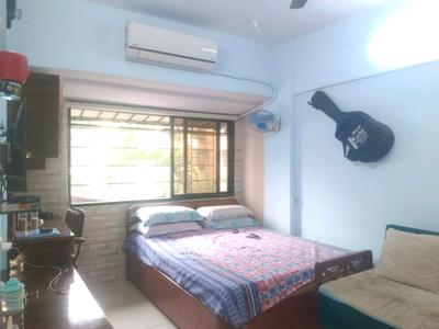 Bedroom Image of 424 Sq.ft 1 BHK Apartment / Flat for sale in Kandivali West Mumbai for Rs. 12500000