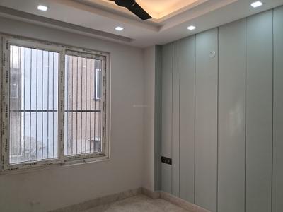 Bedroom Image of 1350 Sq.ft 3 BHK Builder Floor for sale in Paschim Vihar New Delhi for Rs. 26000000