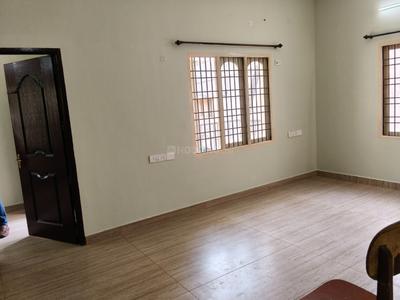 Bedroom Image of 1200 Sq.ft 2 BHK Independent House for rent in Arumbakkam Chennai for Rs. 28000