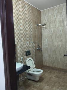 Bathroom Image of 1743 Sq.ft 3 BHK Builder Floor for rent in Sector 46 Noida for Rs. 46000