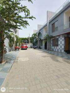 Image of 1200 Sq.ft 3 BHK Villa for rent in Siruseri, Chennai for Rs. 32000