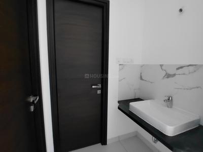 Bathroom Image of 1500 Sq.ft 3 BHK Apartment / Flat for sale in Aparna Zenon, Manikonda Hyderabad for Rs. 18900000