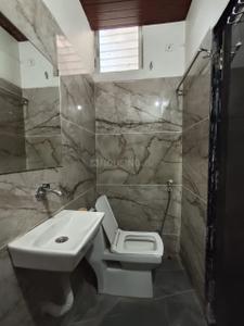 Bathroom Image of 490 Sq.ft 1 RK Studio for rent in Vijay Nagar Indore for Rs. 14499