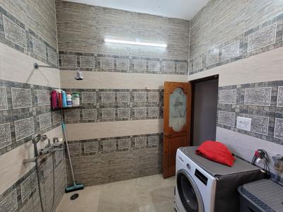 Bathroom Image of 5000 Sq.ft 4 BHK Independent House for sale in Channi Himmat Jammu for Rs. 105000000