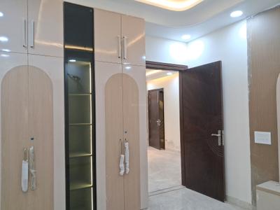 Bedroom Image of 2200 Sq.ft 4 BHK Builder Floor for sale in Paschim Vihar New Delhi for Rs. 45000000