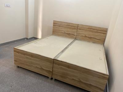 Bedroom Image of 380 Sq.ft 1 RK Apartment / Flat for rent in Sector 44 Noida for Rs. 12000