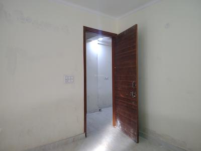 Bedroom Image of 650 Sq.ft 2 BHK Builder Floor for sale in Khanpur New Delhi for Rs. 3900000