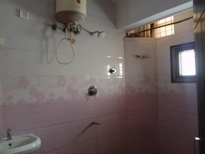 Bathroom Image of 1800 Sq.ft 3 BHK Apartment / Flat for rent in Basavanagudi Bengaluru for Rs. 45000