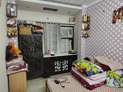 Bedroom Image of 950 Sq.ft 3 BHK Builder Floor for sale in Janakpuri New Delhi for Rs. 14000000