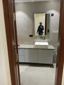 Bathroom Image of 1800 Sq.ft 3 BHK Builder Floor for sale in Paschim Vihar New Delhi for Rs. 34000000