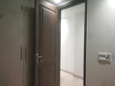 Bedroom Image of 1250 Sq.ft 3 BHK Builder Floor for sale in East Of Kailash New Delhi for Rs. 32500000
