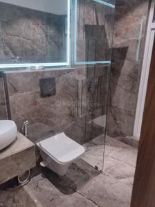 Bathroom Image of 720 Sq.ft 2 BHK Apartment / Flat for sale in RUPAREL VIVANZA, Byculla Mumbai for Rs. 25000000