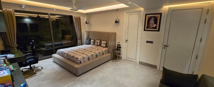 DLF Phase 4 Bedroom 1