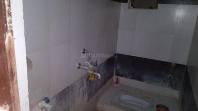 Bathroom Image of 600 Sq.ft 1 BHK Apartment / Flat for rent in Vastu Vihar Sanghvi Residency, Bhicholi Mardana Indore for Rs. 8000