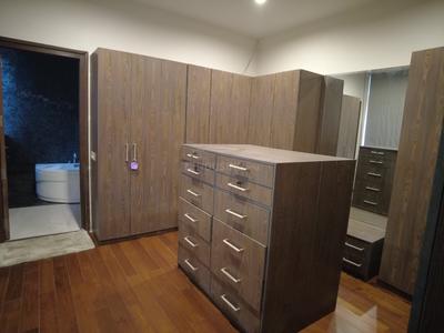 Kitchen Image of 18000 Sq.ft 12 BHK Independent House for sale in Pedda Waltair Visakhapatnam for Rs. 310000000