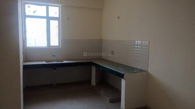 Kitchen Image of 800 Sq.ft 3 BHK Apartment / Flat for sale in ROF Aalayas 1, Sector 102 Gurgaon for Rs. 8350000