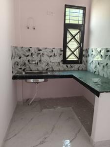 Kitchen Image of 600 Sq.ft 2 BHK Independent House for rent in Alambagh Lucknow for Rs. 10000