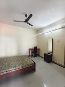 Bedroom Image of 1000 Sq.ft 2 BHK Apartment / Flat for rent in M.G. Road Kochi for Rs. 40000