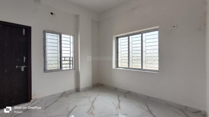 Near 206 footbridge Main Image 1