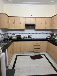 Kitchen Image of 4000 Sq.ft 7 BHK Independent House for rent in Sector 41 Noida for Rs. 110000