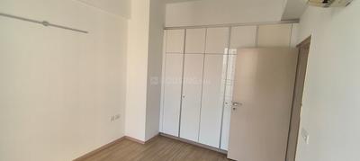 Bedroom Image of 1600 Sq.ft 3 BHK Apartment / Flat for sale in DLF The Primus, Sector 82A Gurgaon for Rs. 28500000