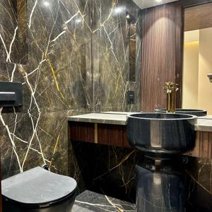 Bathroom Image of 2700 Sq.ft 4 BHK Builder Floor for sale in Hauz Khas New Delhi for Rs. 140000000