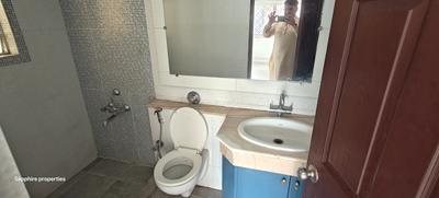 Bathroom Image of 2100 Sq.ft 3 BHK Apartment / Flat for rent in Richards Town Bengaluru for Rs. 85000