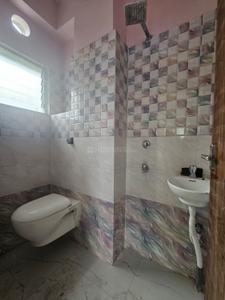 Image of 850 Sq.ft 2 BHK Apartment / Flat for rent in Bangur Avenue, Kolkata for Rs. 20000