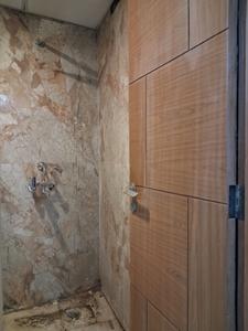 Common Bathroom Image of 890 Sq.ft 2 BHK Apartment / Flat for sale in Avenue 1, Sector 73 Noida for Rs. 3800000
