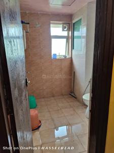 Bathroom Image of 1250 Sq.ft 2 BHK Apartment / Flat for sale in Unitech The Gateway, Santragachi Howrah for Rs. 6000000