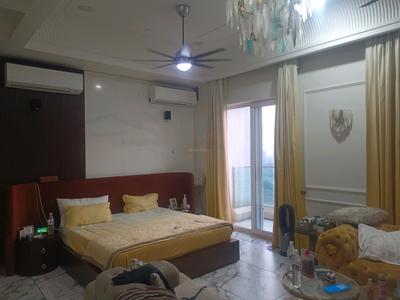Bedroom Image of 6000 Sq.ft 4 BHK Apartment / Flat for sale in Central Park Resorts, Sector 48 Gurgaon for Rs. 160000000