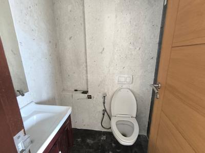 Image of 825 Sq.ft 2 BHK Apartment / Flat for rent in Ekta Tripolis, Goregaon West, Mumbai for Rs. 80000