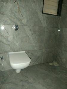 Common Bathroom Image of 1000 Sq.ft 2 BHK Apartment / Flat for sale in Kanifnath Archana Paradise by Kanifnath Properties, Mohammed Wadi Pune for Rs. 7500000