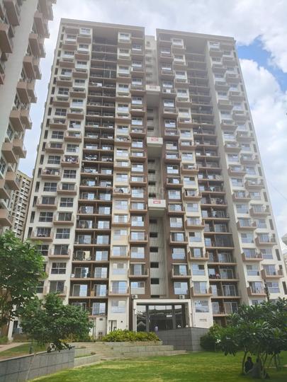 Godrej Boulevard Main Image 1