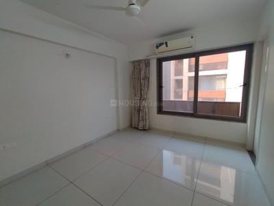 Bedroom Image of 2414 Sq.ft 4 BHK Apartment / Flat for sale in Sheetal Westpark Residency, Vastrapur Ahmedabad for Rs. 23000000
