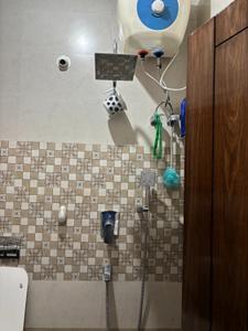 Bathroom Image of 2400 Sq.ft 4 BHK Independent House for rent in Vidyaranyapura Bengaluru for Rs. 55000