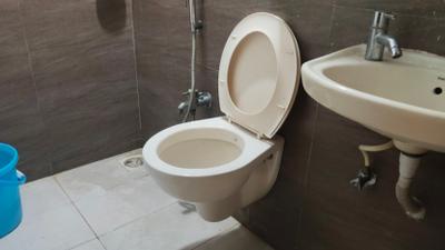 Bathroom Image of 695 Sq.ft 1 BHK Apartment / Flat for rent in Kalamboli Navi Mumbai for Rs. 21000