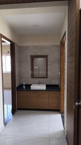 Image of 1900 Sq.ft 3 BHK Apartment / Flat for rent in Banaswadi, Bengaluru for Rs. 73000
